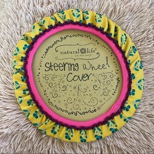 NWT Natural Life Steering Wheel Cover